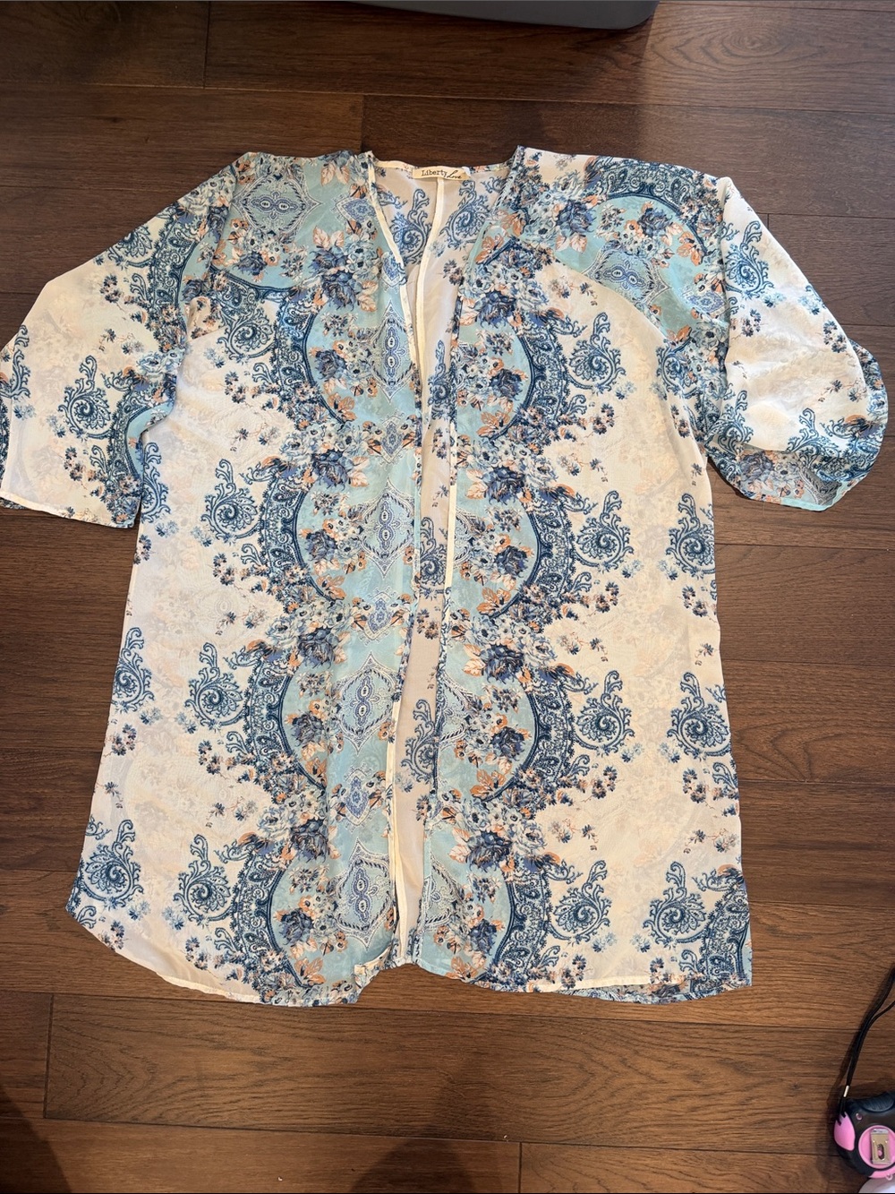 Liberty Love Sheer Paisley Printed Kimono / Swim Cover Up Size Large - C8-103